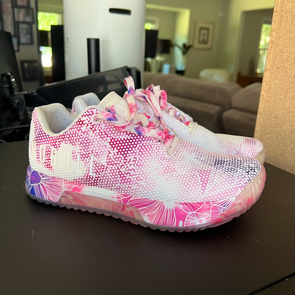 Nobull women’s sneakers size 7.5